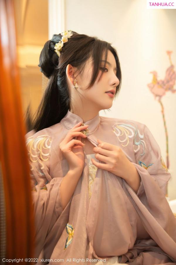 就是阿朱啊  [XiuRen]高清写真图 2022.04.29 No.4945 就是阿朱啊第4张图片